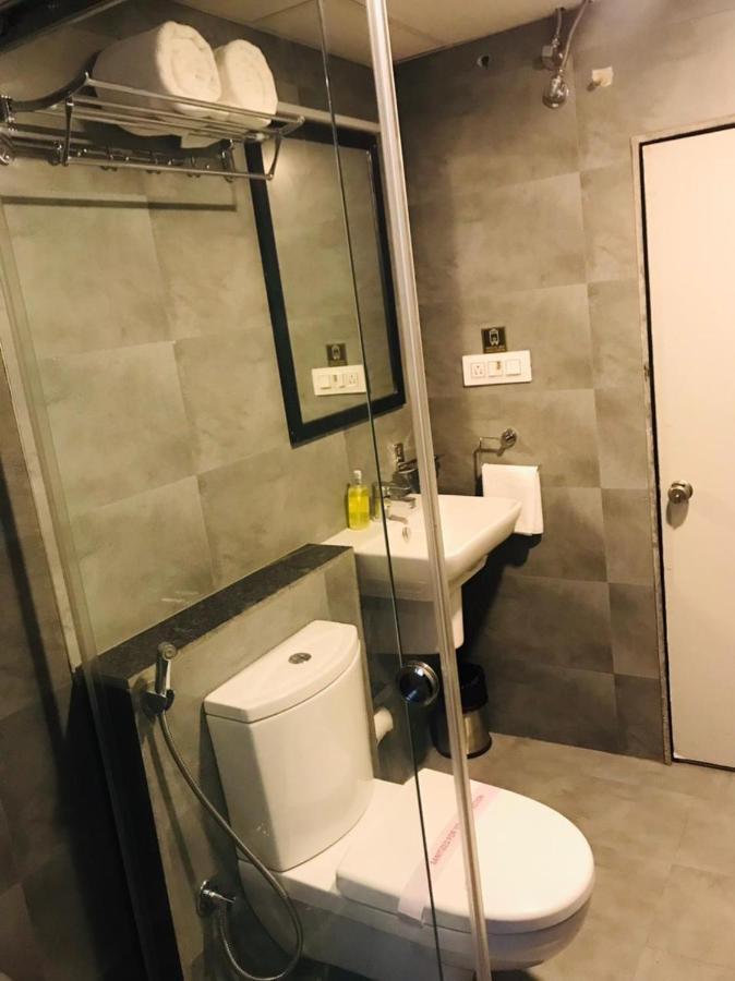 Banzai Rooms 纳西克 外观 照片