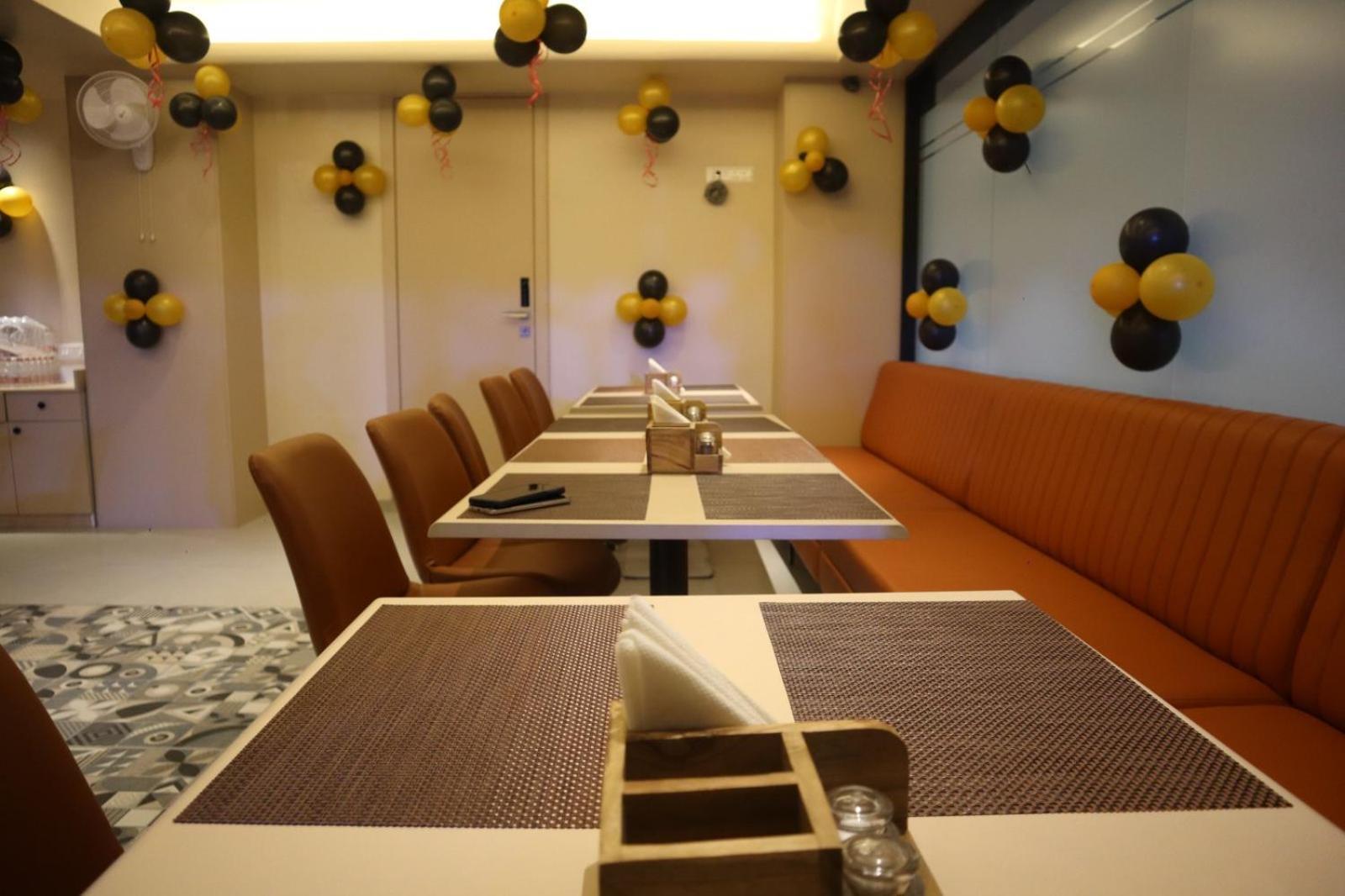 Banzai Rooms 纳西克 外观 照片